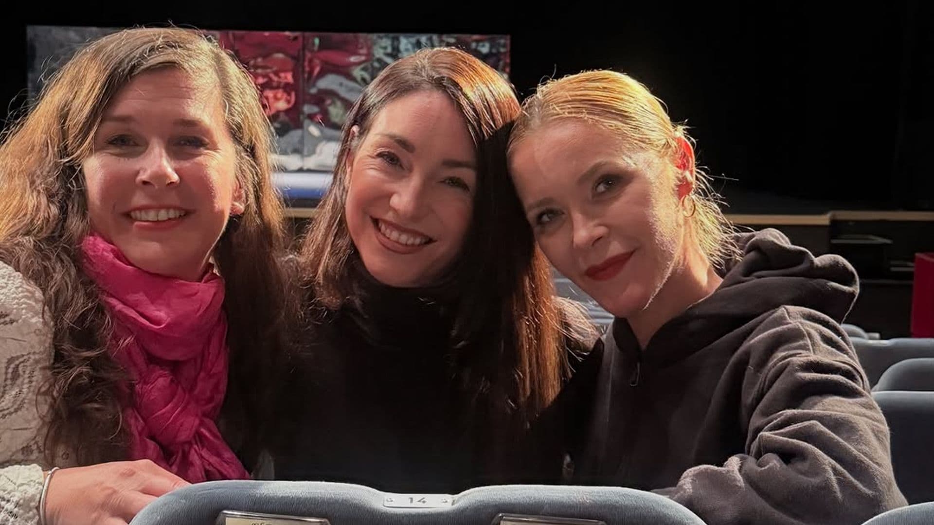 Las hermanas María, Tamara y Celia Esteve, hijas de Marisol