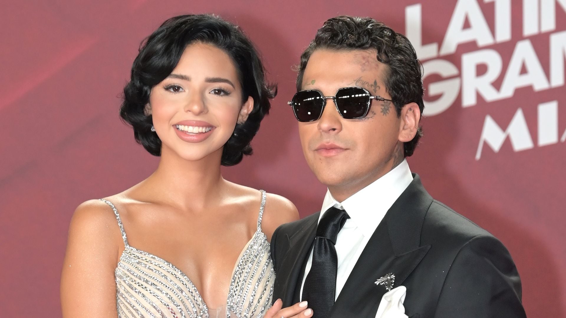Ángela Aguilar y Christian Nodal celebran sus nueve meses de casados con romántica foto de sus vacaciones