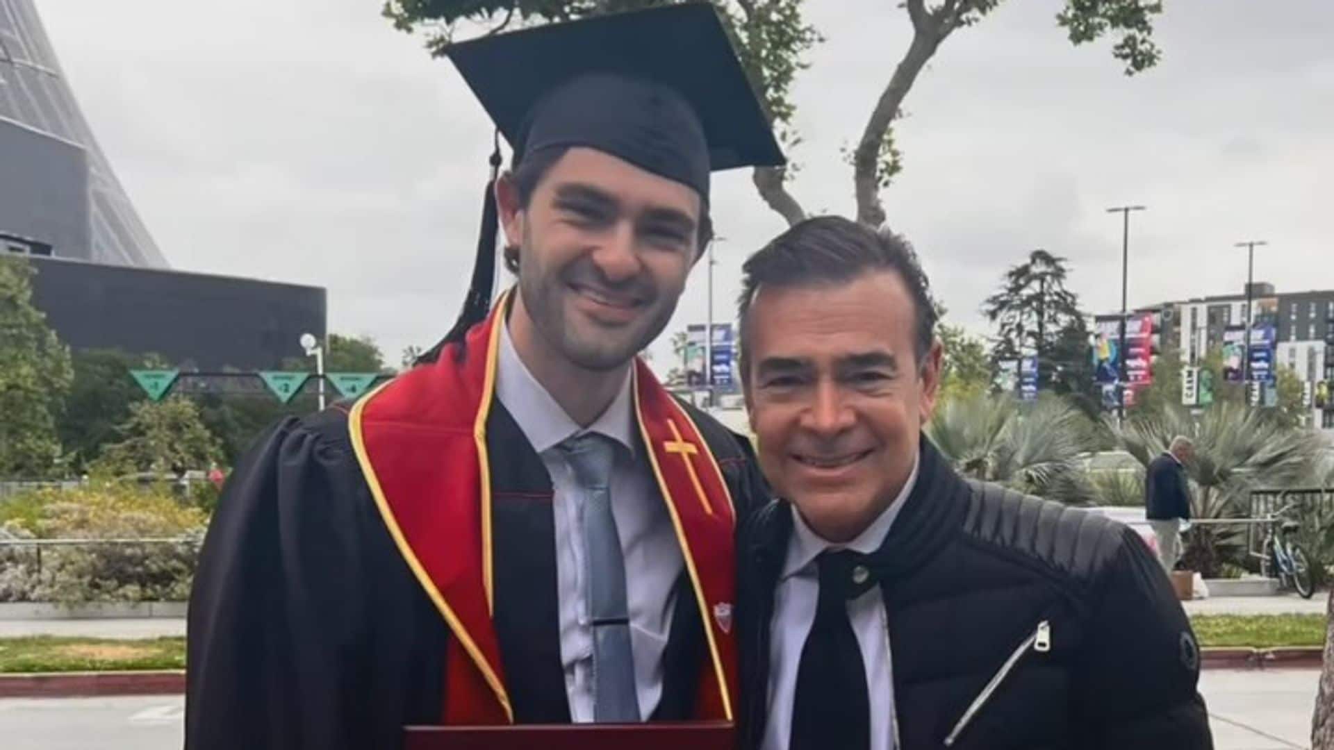 Toño Mauri en la graduación de su hijo Antonio