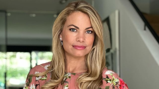 Carla Goyanes rinde homenaje a su padre en el primer aniversario de su fallecimiento
