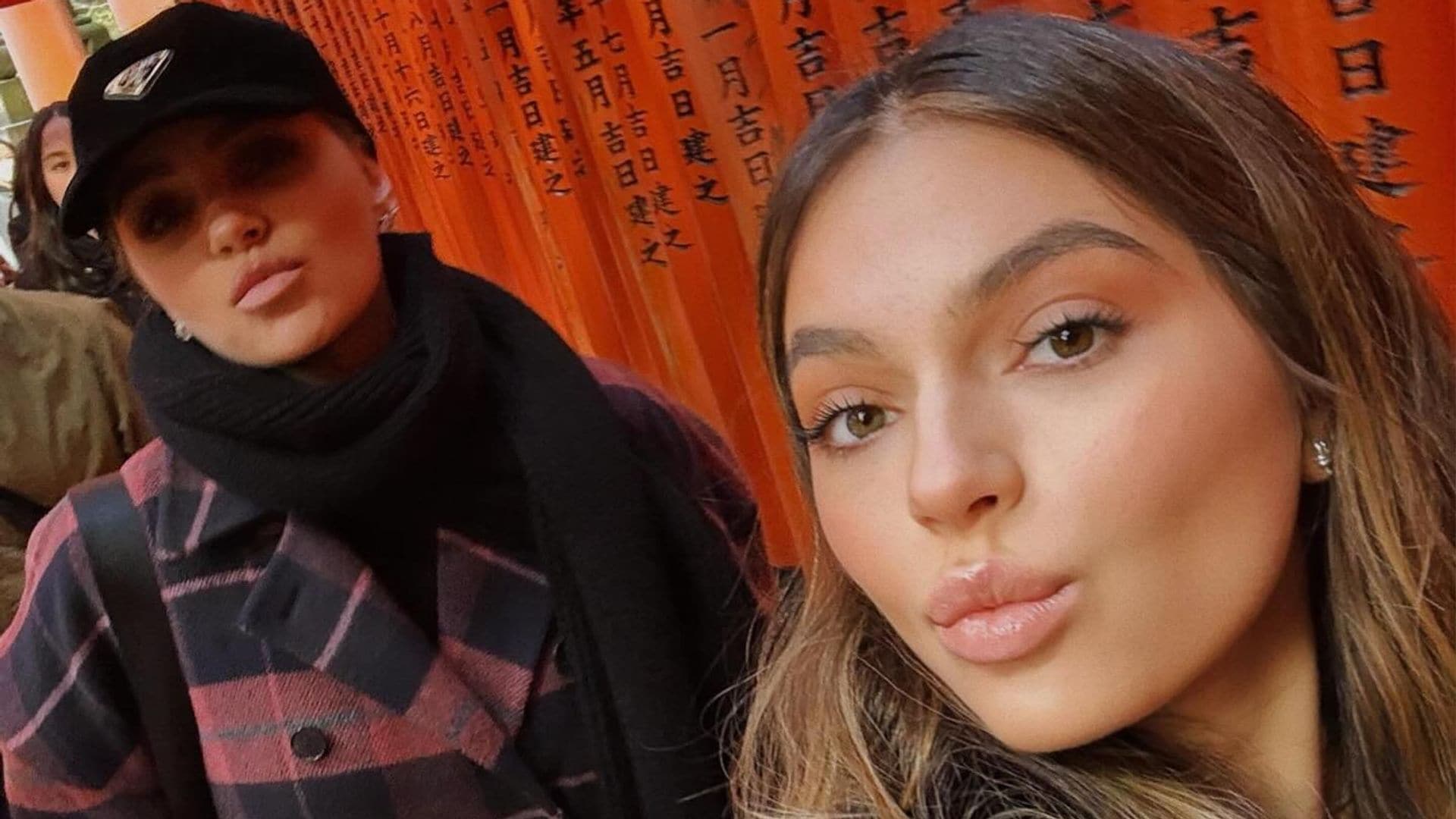 Sofía Castro y su mamá, Angélica Rivera, por Japón