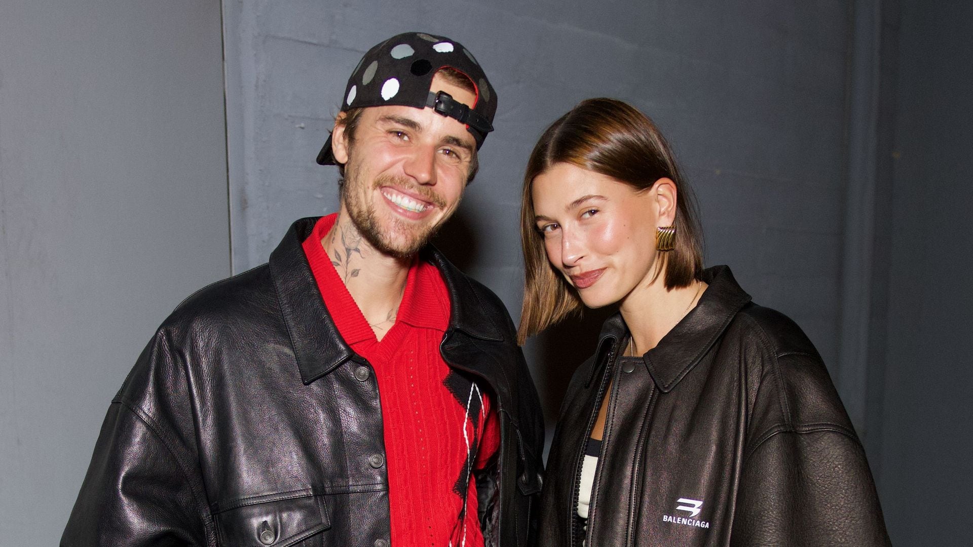 Justin y Hailey Bieber, más cariñosos que nunca mientras viven su 'vida loca' y afrontan los rumores de divorcio