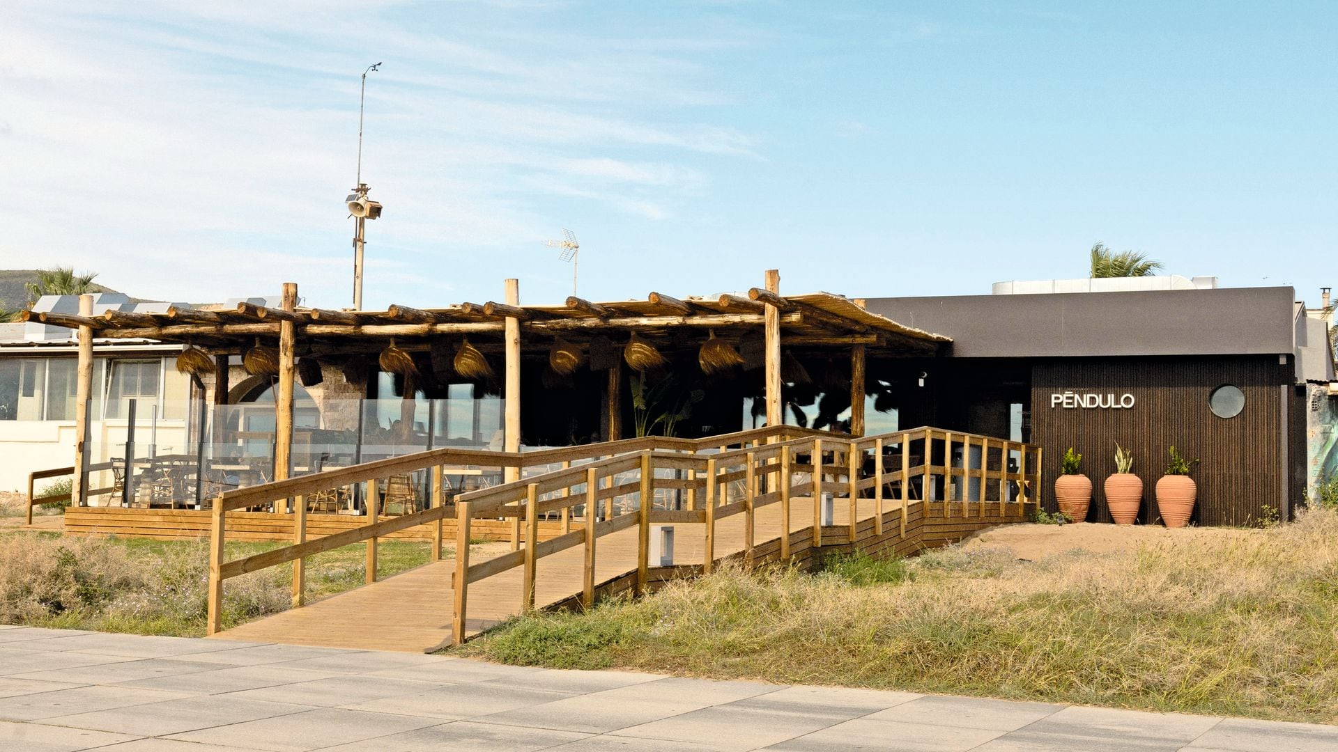 PÉNDULO BEACH CLUB en Barcelona