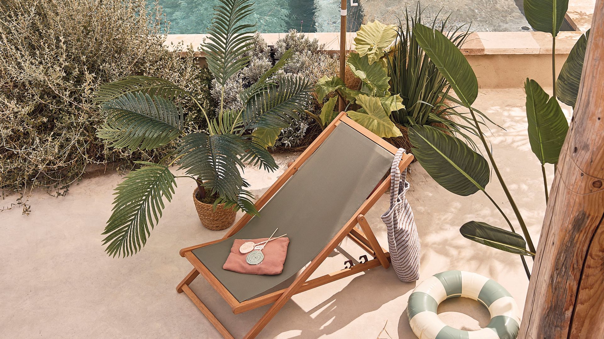 Espacio al aire libre de estilo mediterráneo