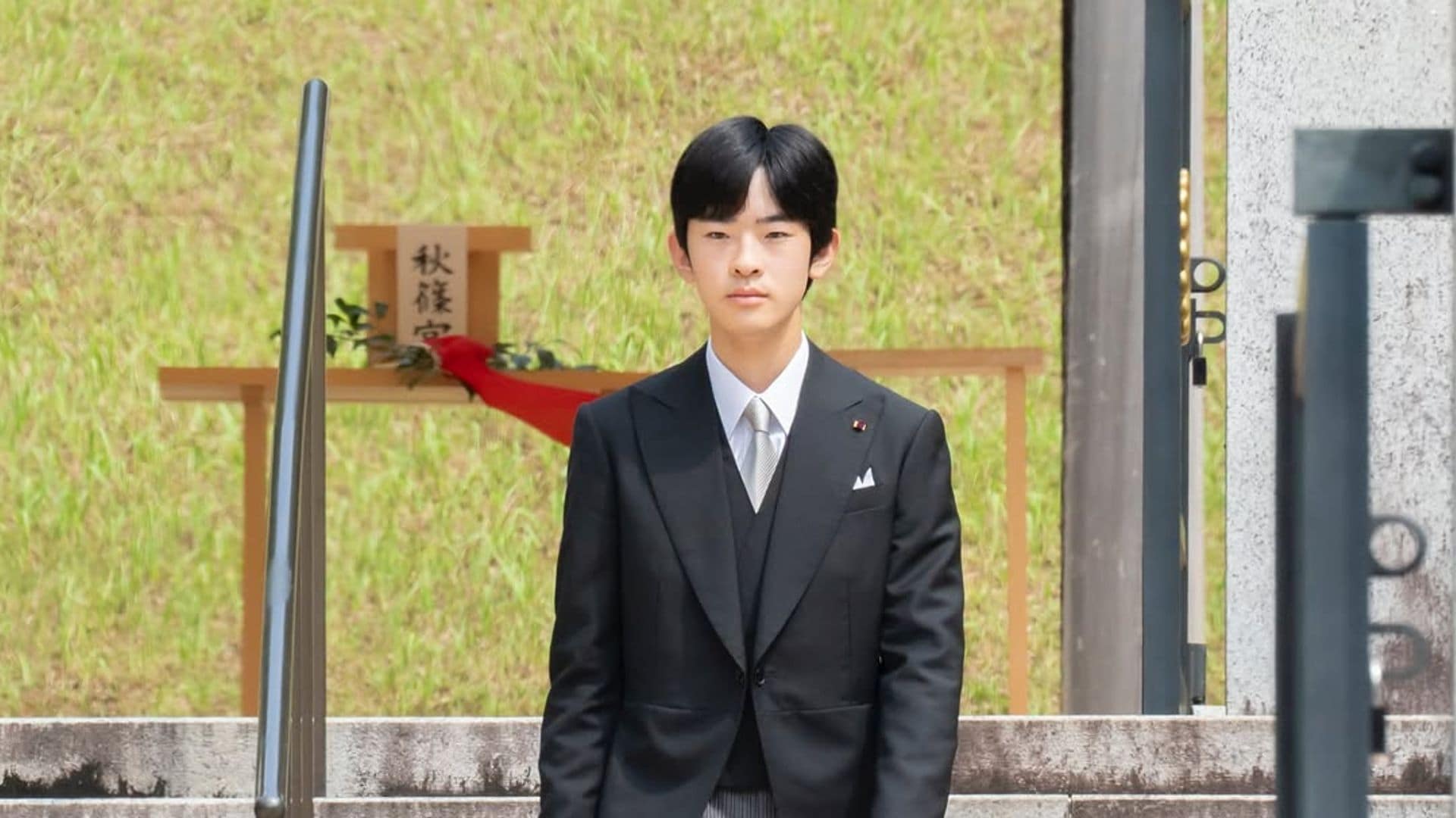 Hisahito de Japón en las celebraciones por su mayoría de edad