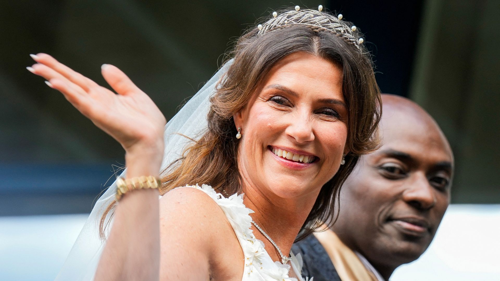 La emocionante carta de Marta Luisa a Durek Verrett por su primer aniversario de boda: “Quieres a mis hijas como si fueran tuyas”