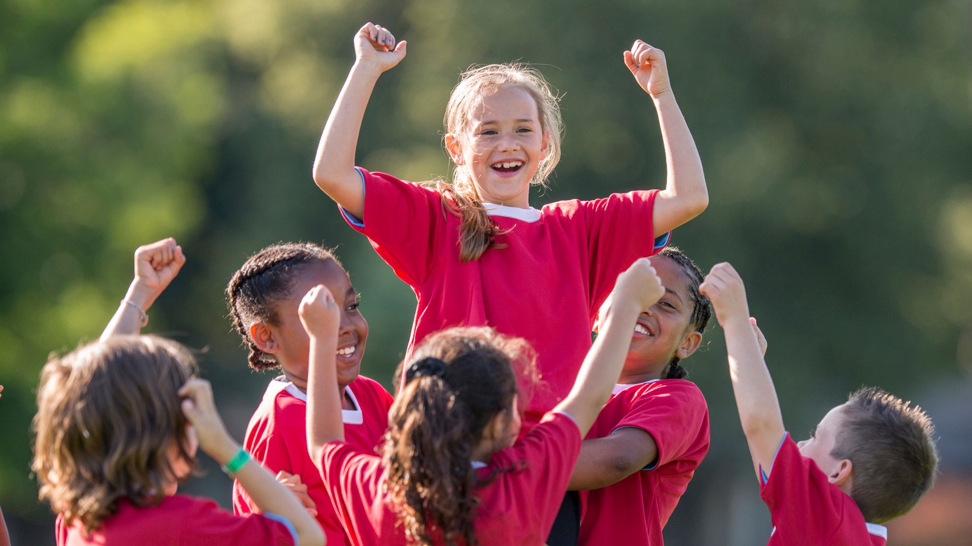 Niña convertida en líder