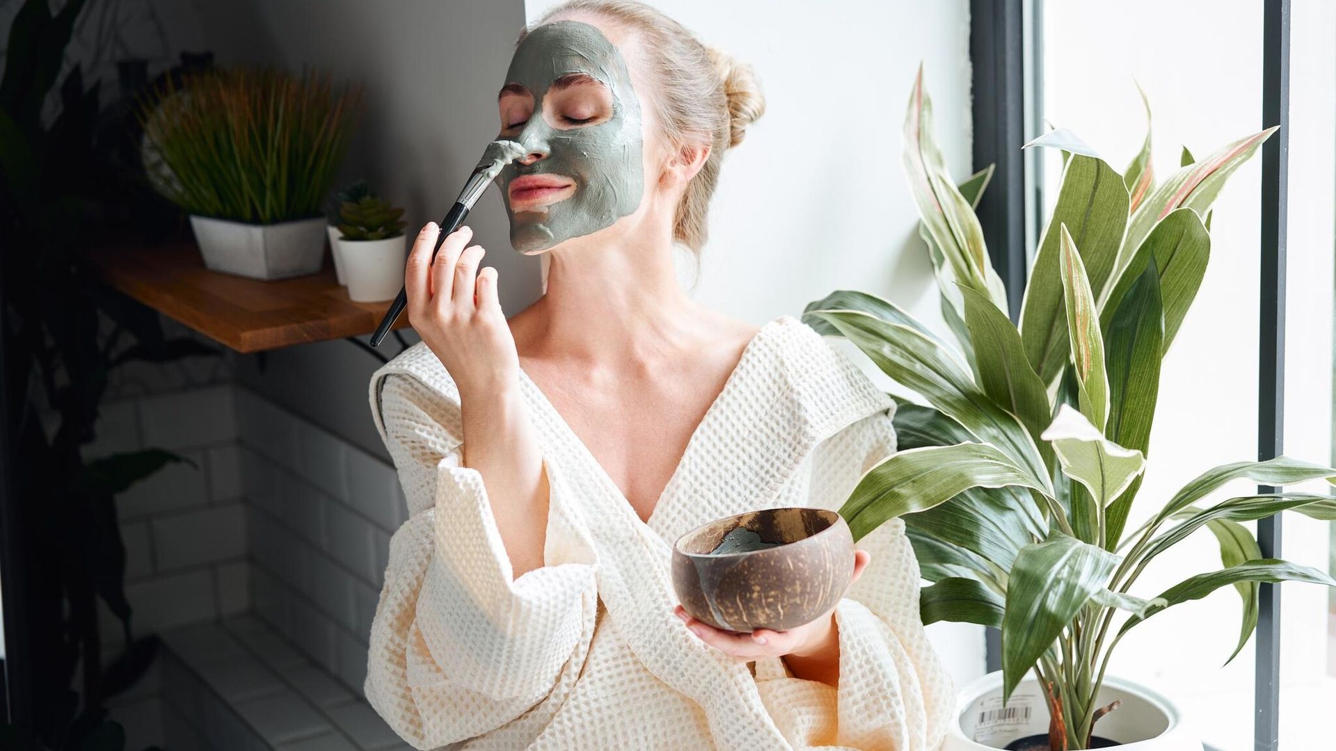 Mascarillas hidratantes para disfrutar del verano
