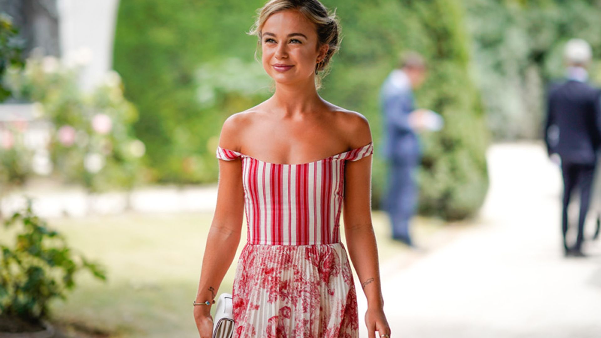 12 looks de invitada inspirados por las 'royal' más estilosas