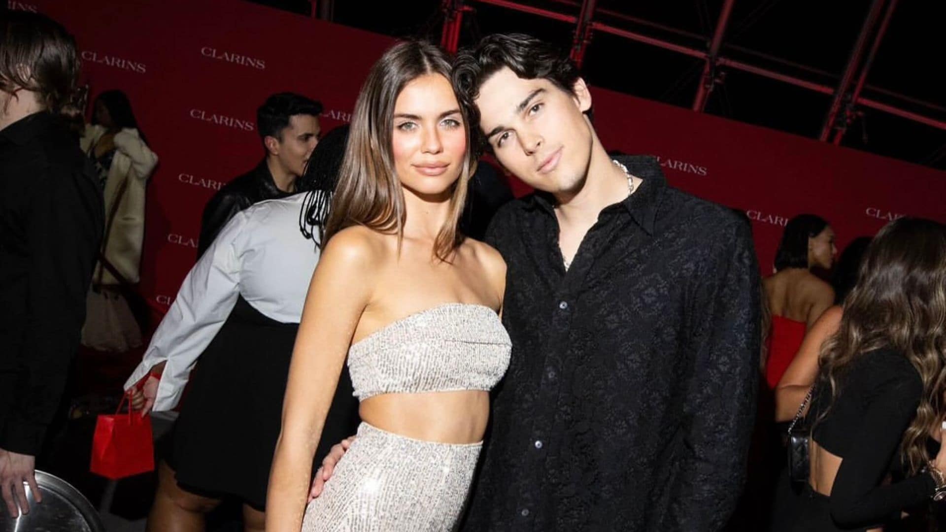 El hijo de Pierce Brosnan y su novia sorprenden con la presentación del nuevo integrante de la familia