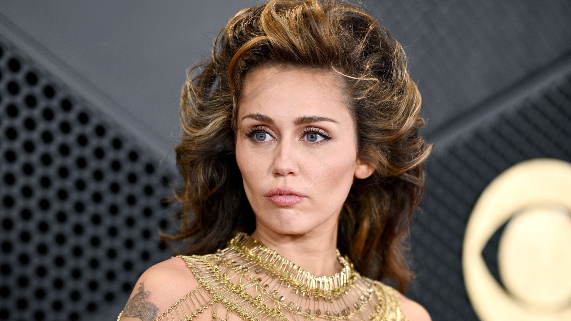 El conmovedor mensaje de Miley Cyrus al revivir la tragedia de 2018 tras perder su casa por los incendios