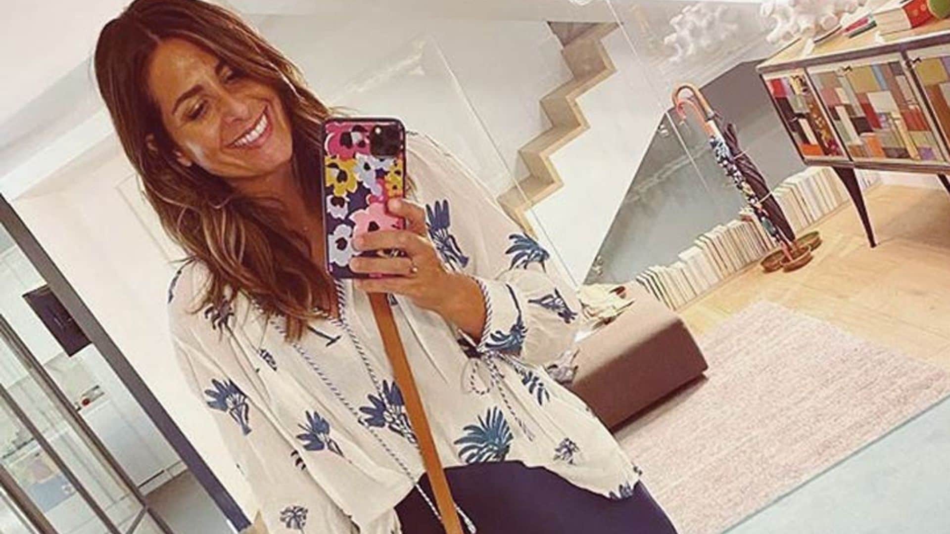 El reto de Nuria Roca: misma falda lencera, dos looks opuestos