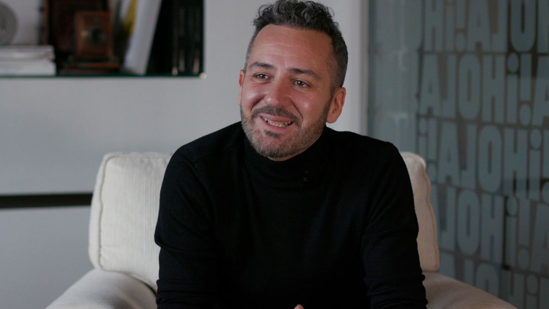 Alejandro Parreño nos descubre su lado más personal: de su relación con sus compañeros de OT a su 'amor verdadero', su hijo