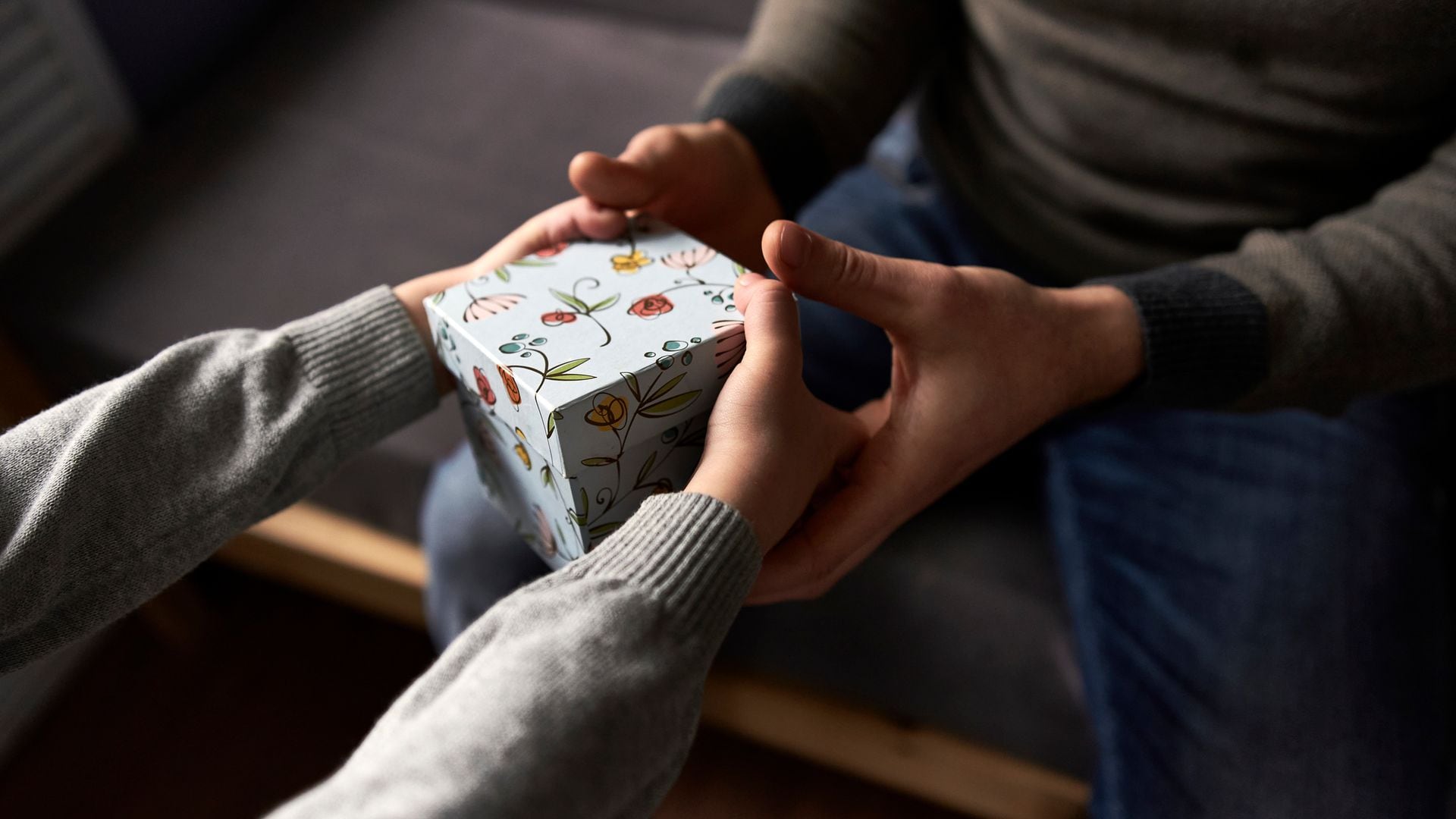 18 ideas de regalos a partir de 19€ para sorprender a tu padre en su día más especial