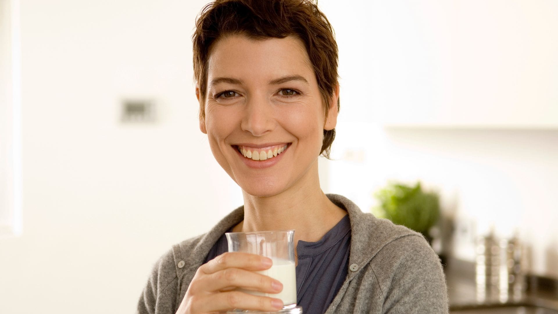 El alimento elegido por los nutricionistas para ayudarte a dormir mejor