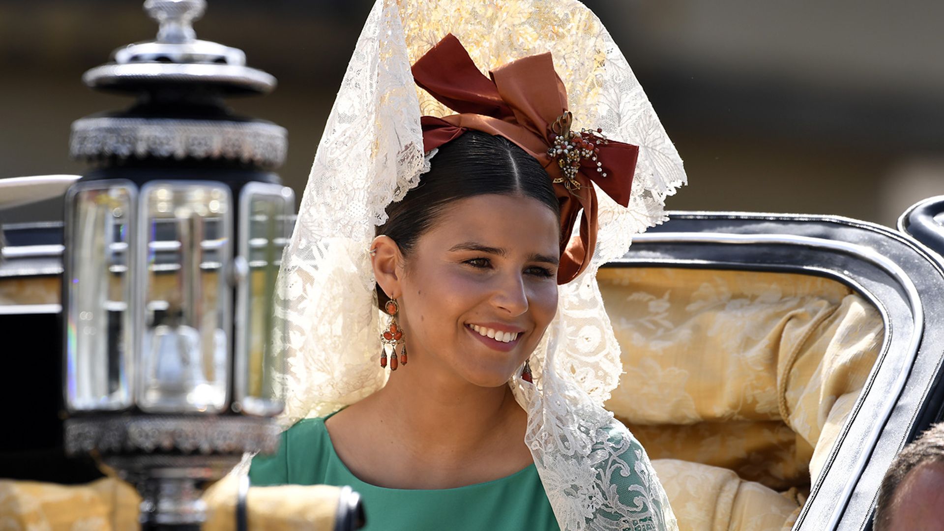 El gran debut de Cayetana Rivera ante la mirada orgullosa de sus padres y sus hermanos