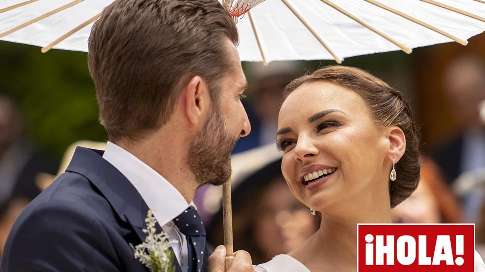 Chenoa y Miguel Sánchez Encinas ya son marido y mujer: la primera imagen de los recién casados