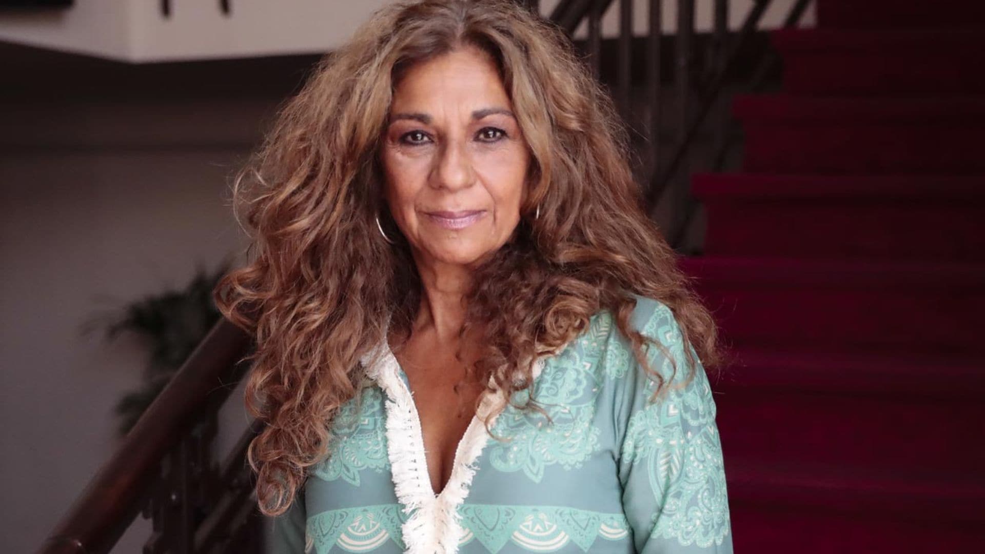 Lolita crea su propia productora de teatro y la llama Lerele, en recuerdo a la mítica casa de Lola Flores