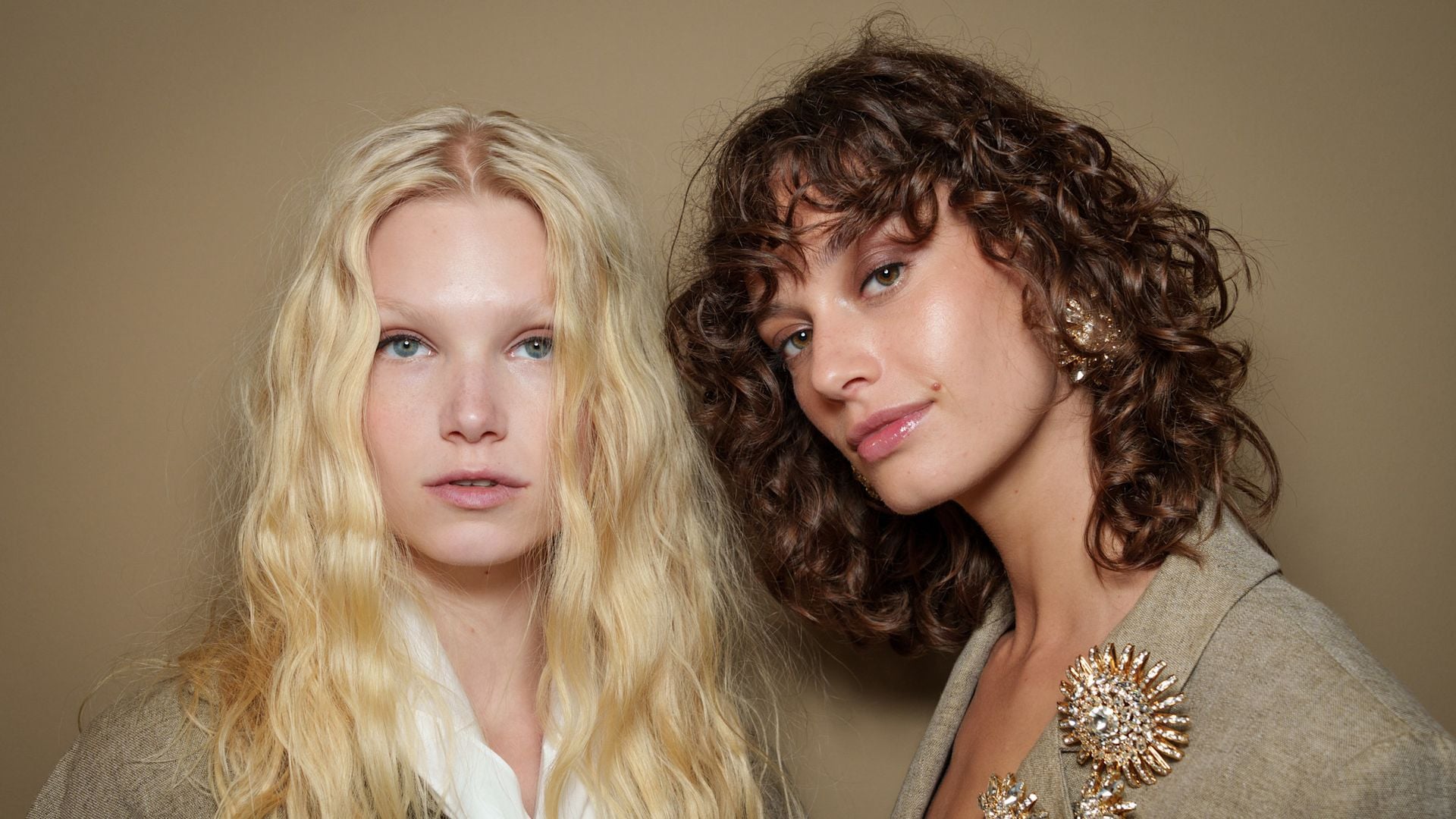 Evitar productos muy pesados te ayudará a lograr un acabado más natural.