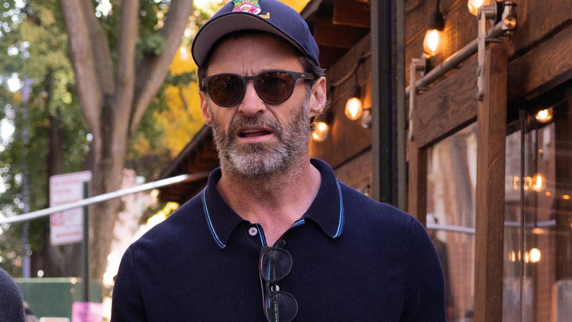 Quiénes son los amigos de Hugh Jackman que no le dejan solo tras anunciar su separación