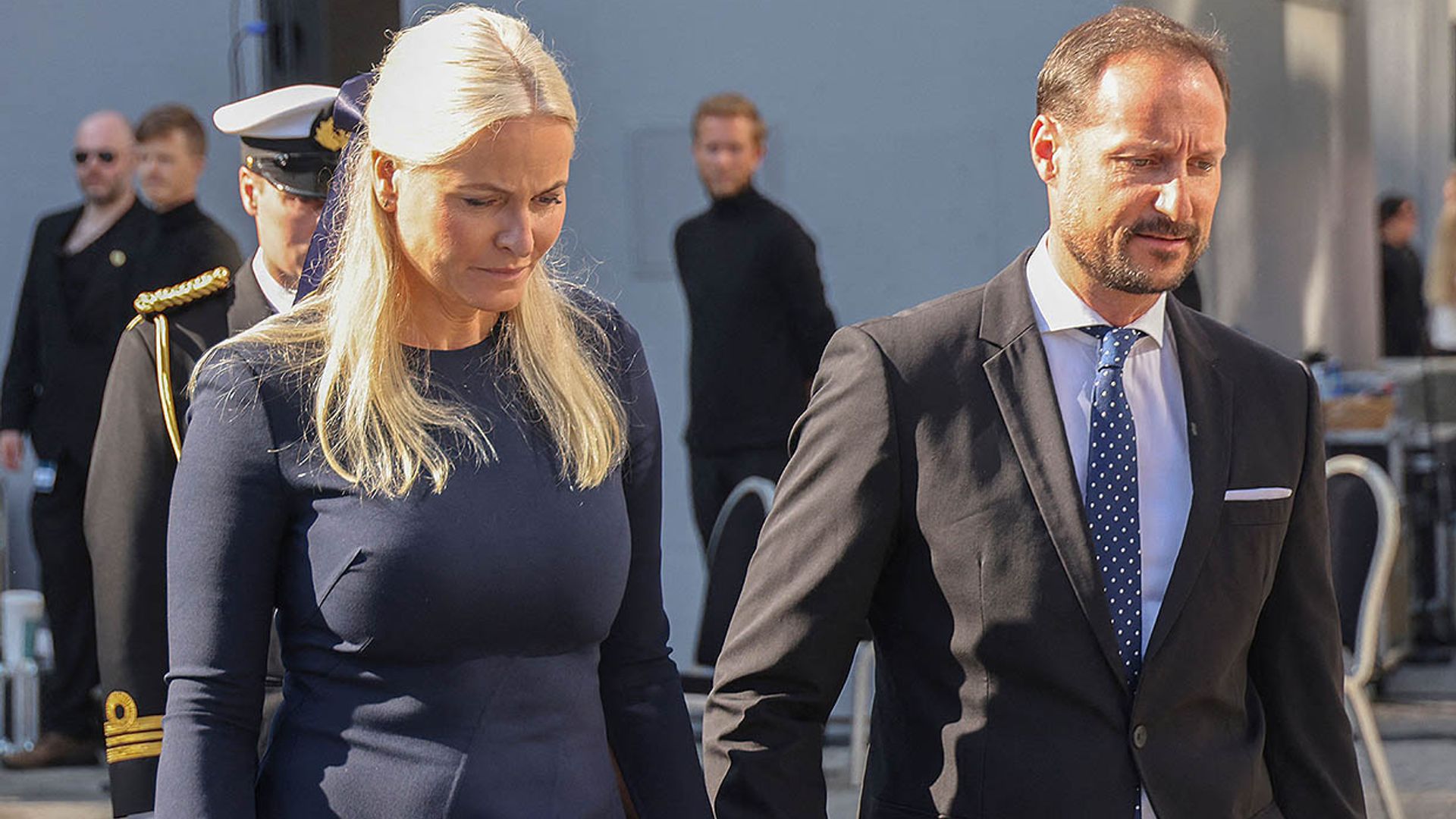 Los problemas de salud obligan a Mette-Marit a cancelar su presencia en uno de los homenajes de Utoya