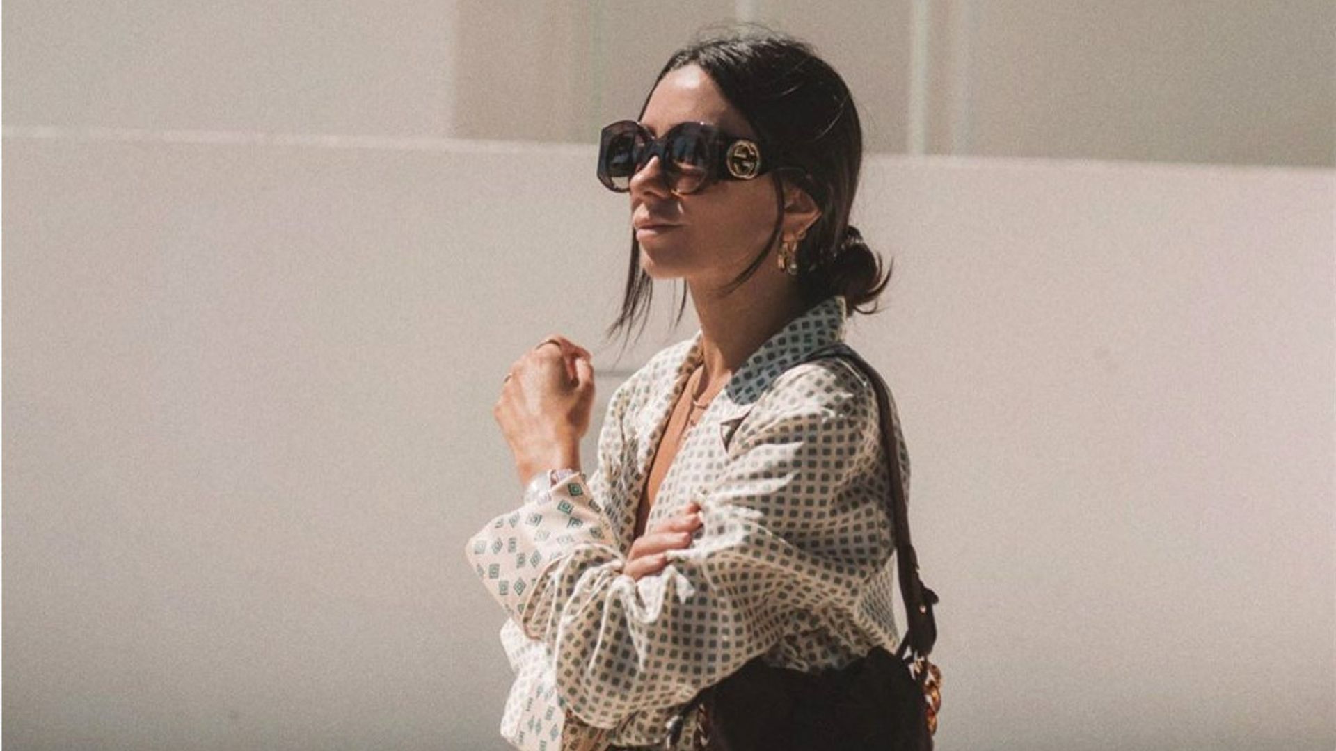 Firmas menos conocidas (pero muy especiales) que las 'influencers' combinan con ropa de Zara