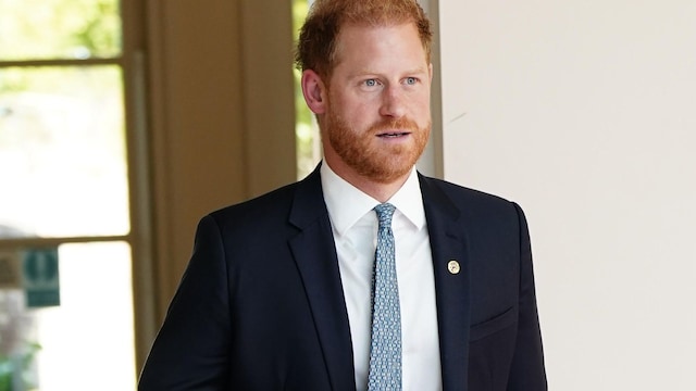 prince harry visits grandmother queen elizabeth s final resting place