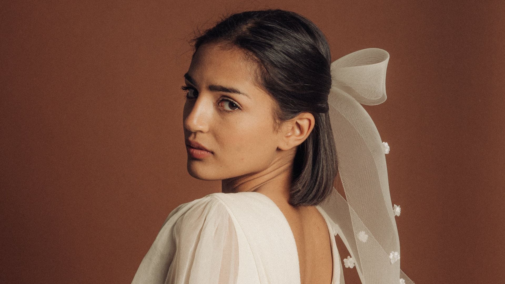 Peinado de novia con el pelo corto