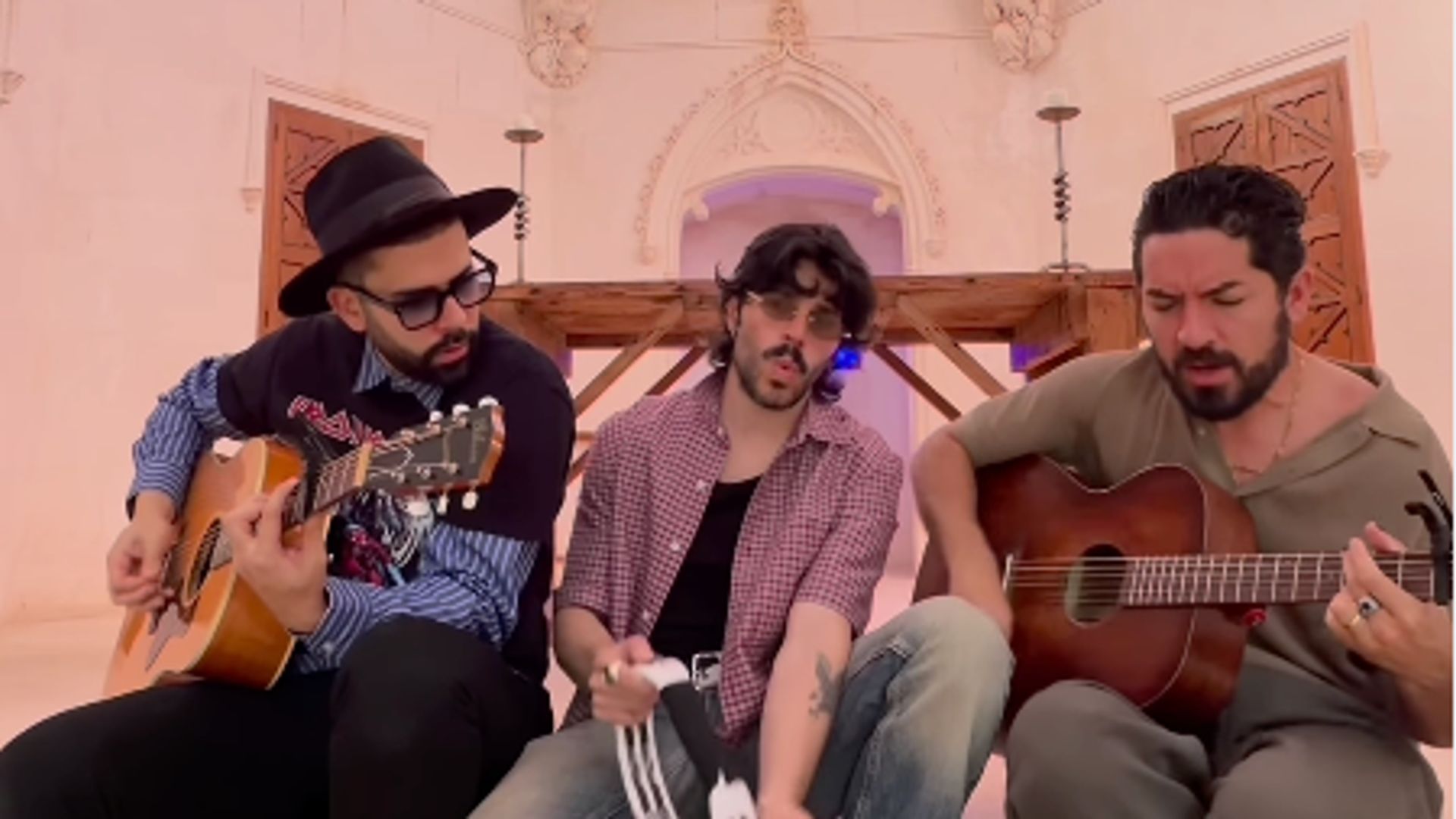 Así es la impresionante capilla mallorquina que conquistó a Siloé para grabar su nuevo videoclip