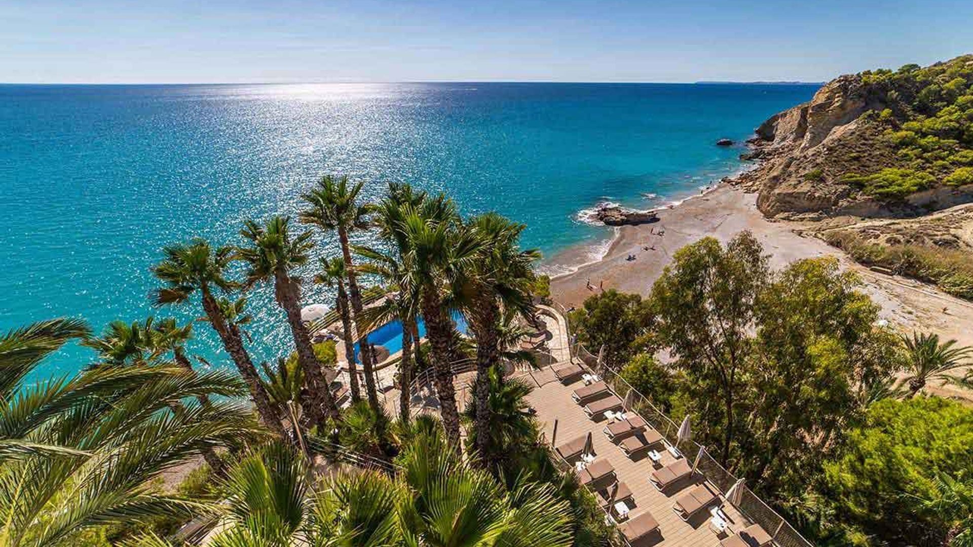 Sol, buen tiempo y experiencias únicas: por qué Alicante debería ser tu primera escapada del verano