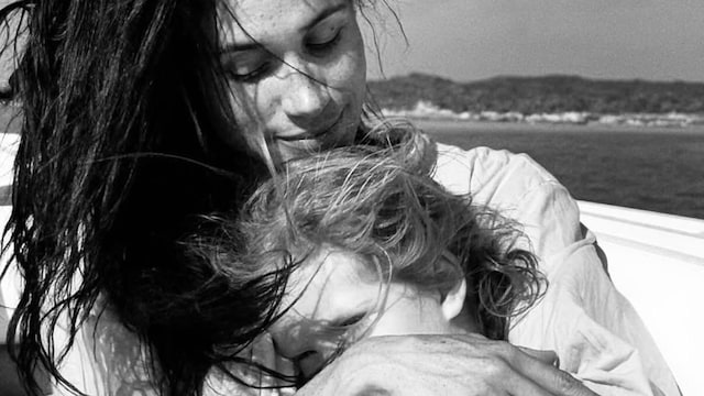 Para celebrar los cuatro años de Lilibet, Meghan compartió esta foto inédita juntas. 