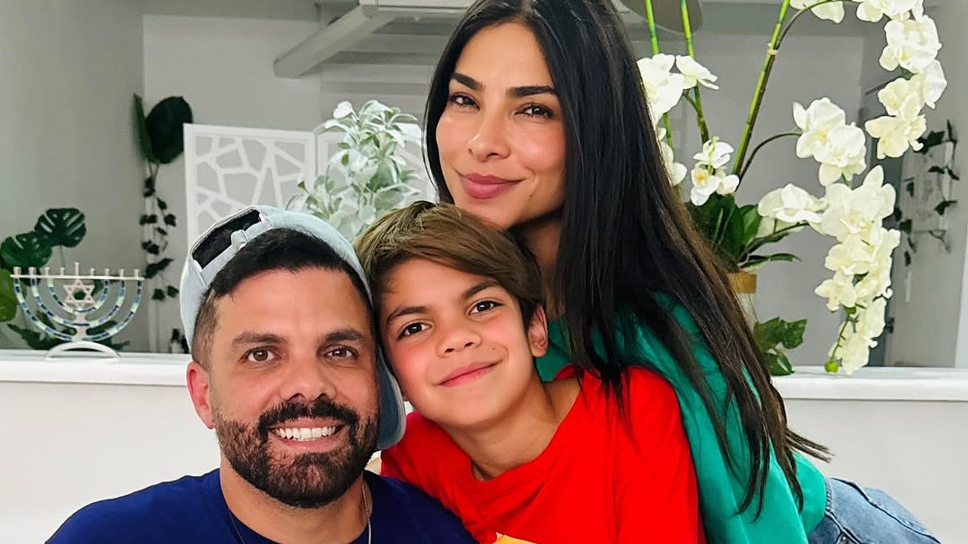 Alejandra Espinoza celebra con los mejores recuerdos los 10 años de su hijo Matteo