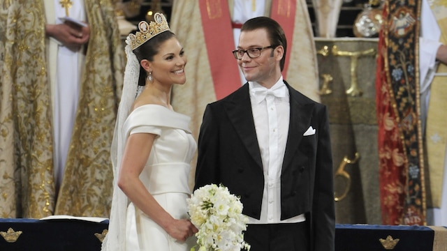 VICTORIA DE SUECIA CON SU VESTIDO DE NOVIA