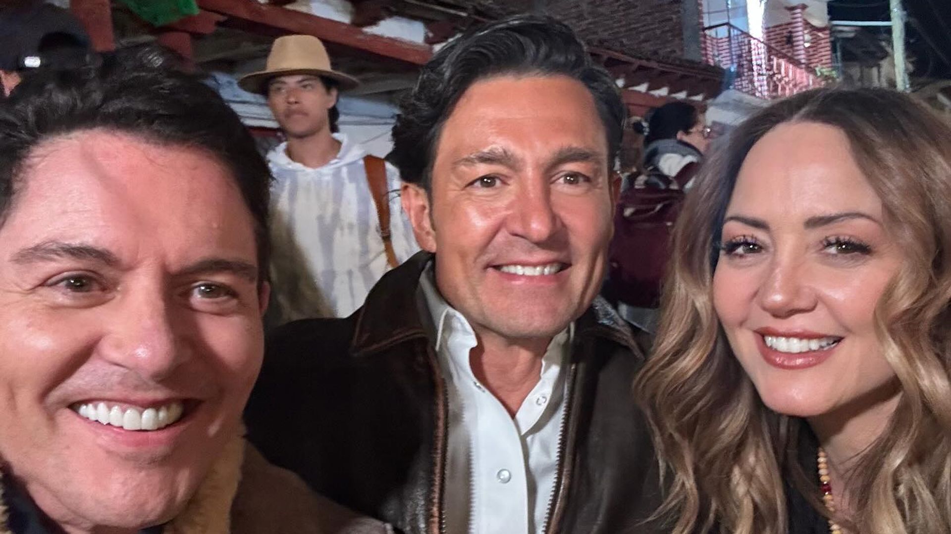 Andrea Legarreta, Fernando Colunga y Ernesto Laguardia en 'Amanecer'