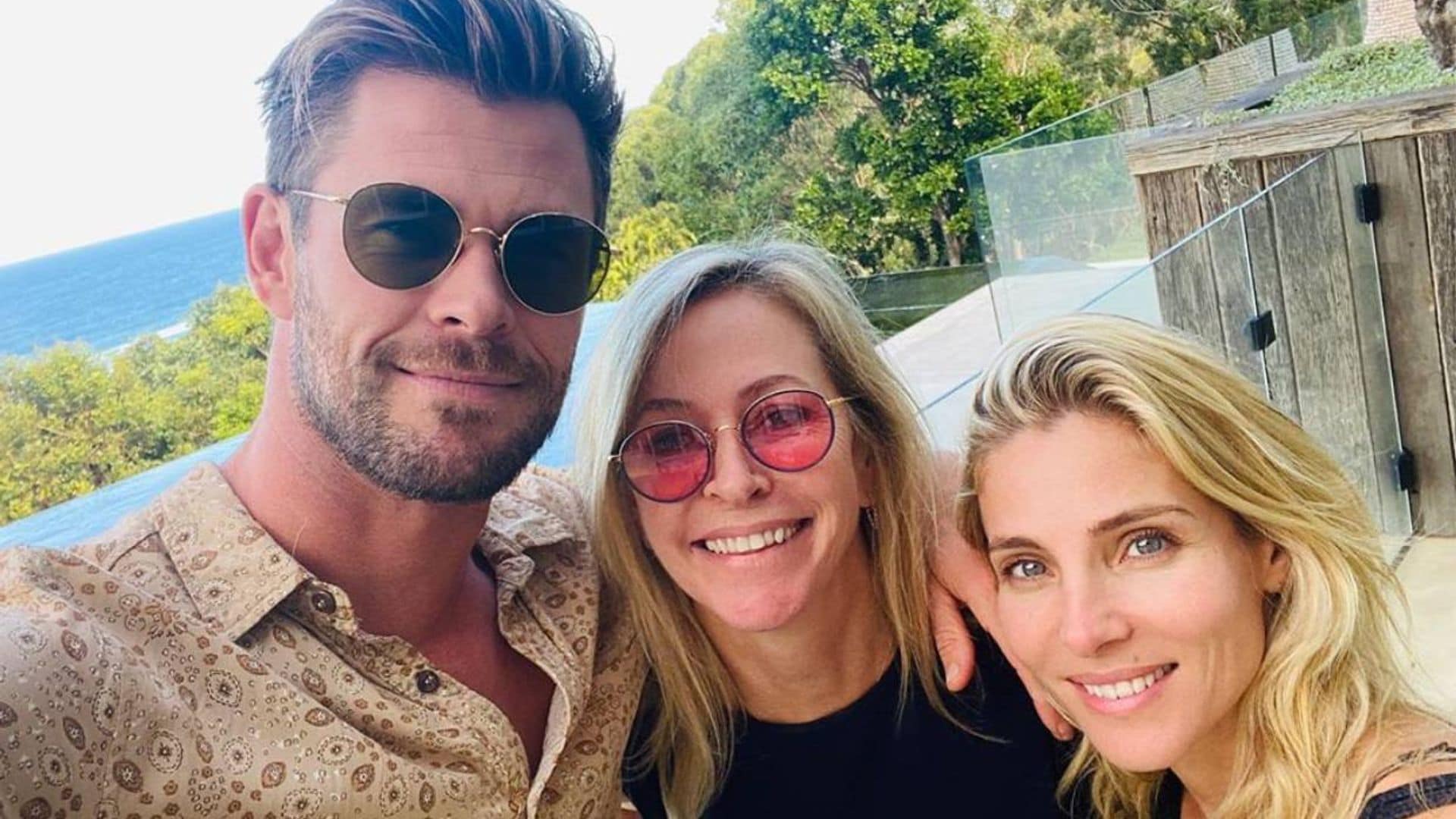 La felicitación de Chris Hemsworth a Elsa Pataky y a su 'mamá increíble' en el Día de la Madre