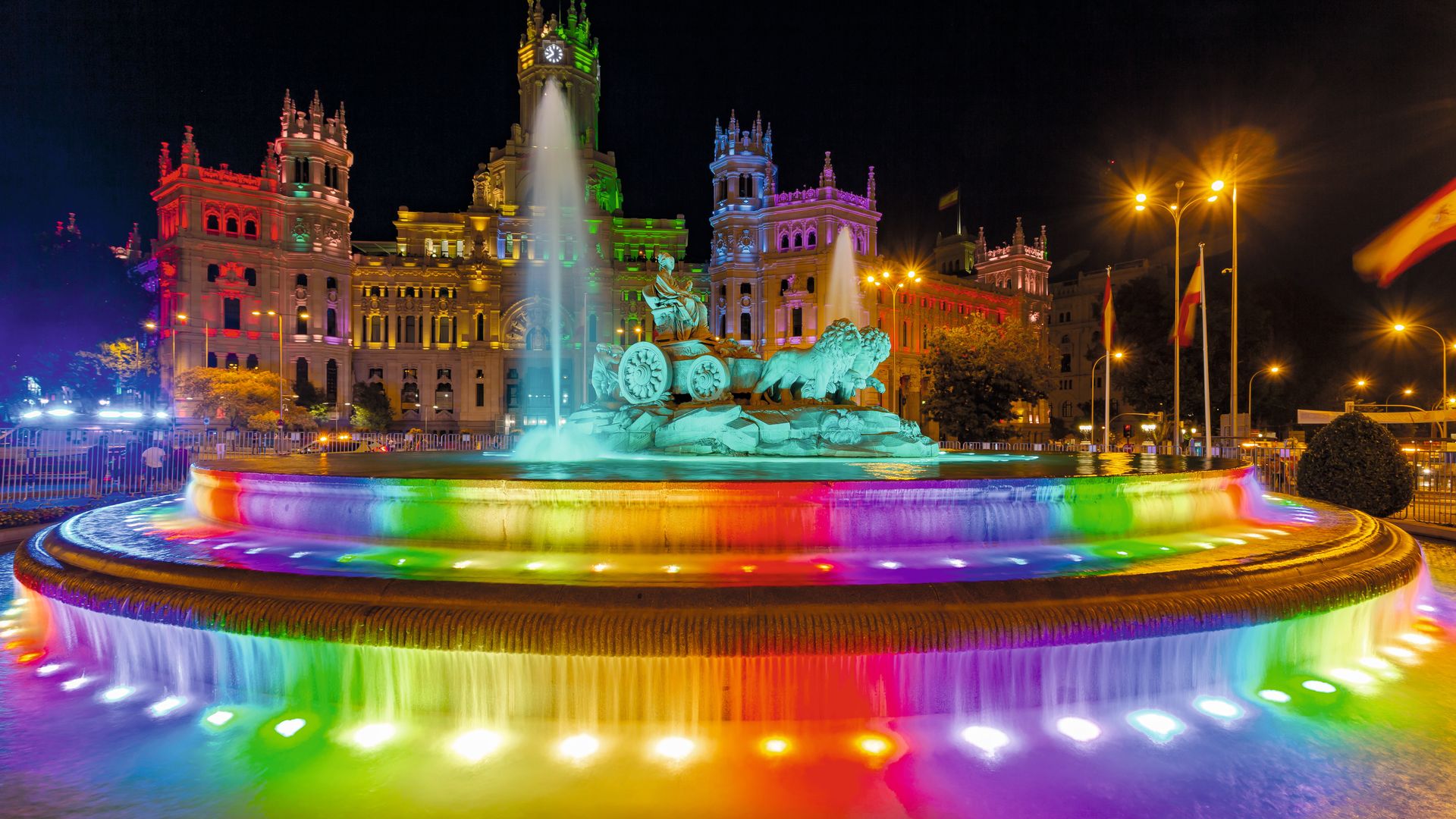 Madrid, ¡qué orgullo! La fiesta de la diversidad toma las calles