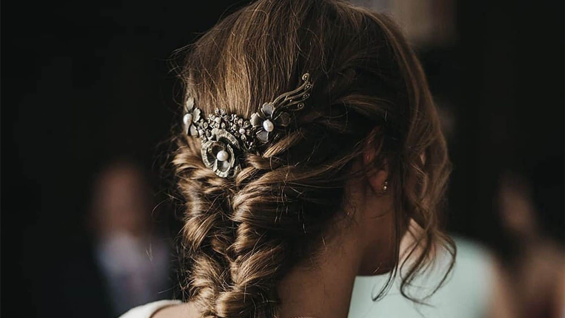 Horquillas y otros complementos para el pelo que enamoran a las novias