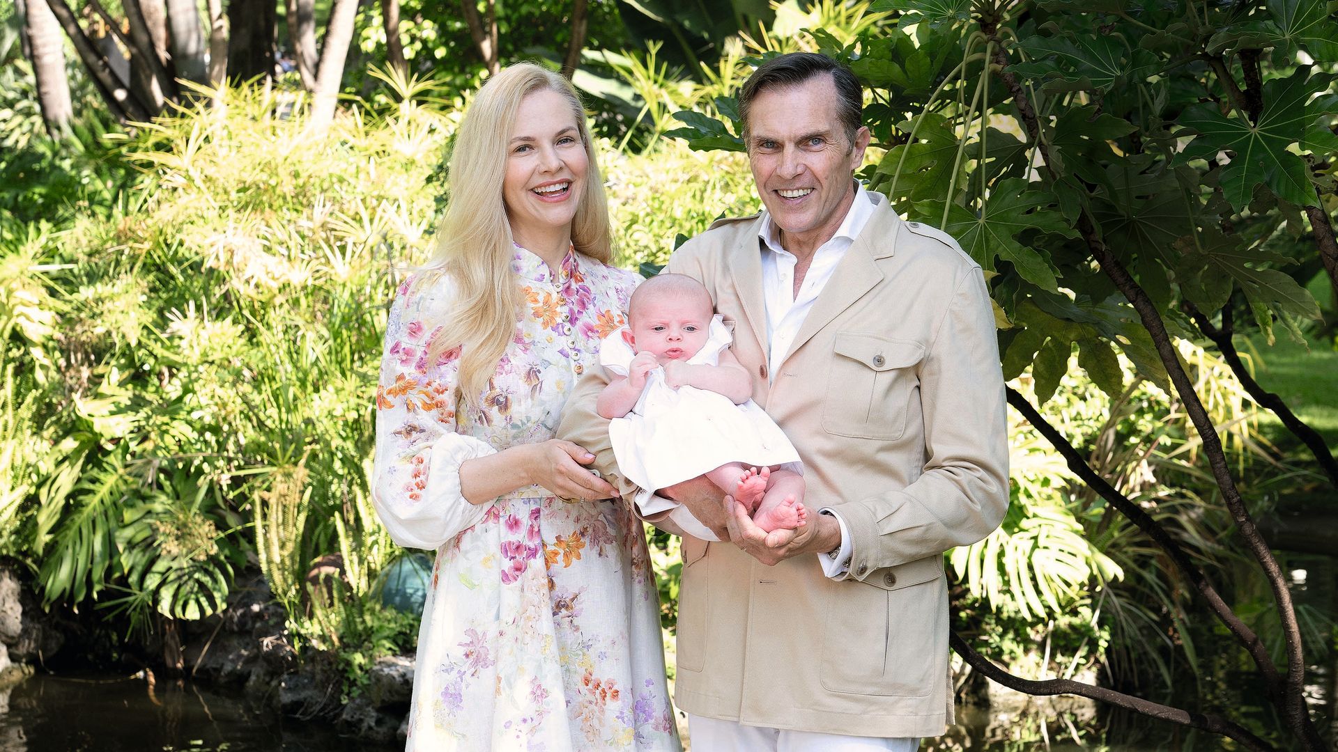 Carlos Felipe y Naomi de Orleans nos reciben en Mónaco y nos presentan a su hija
