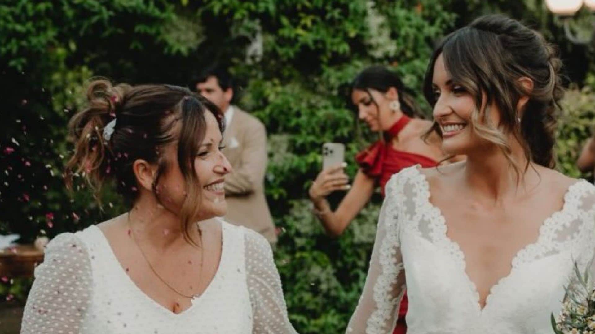 Así ha sido la boda televisiva de María Serrano e Irene Tejera junto a numerosos compañeros de Telecinco