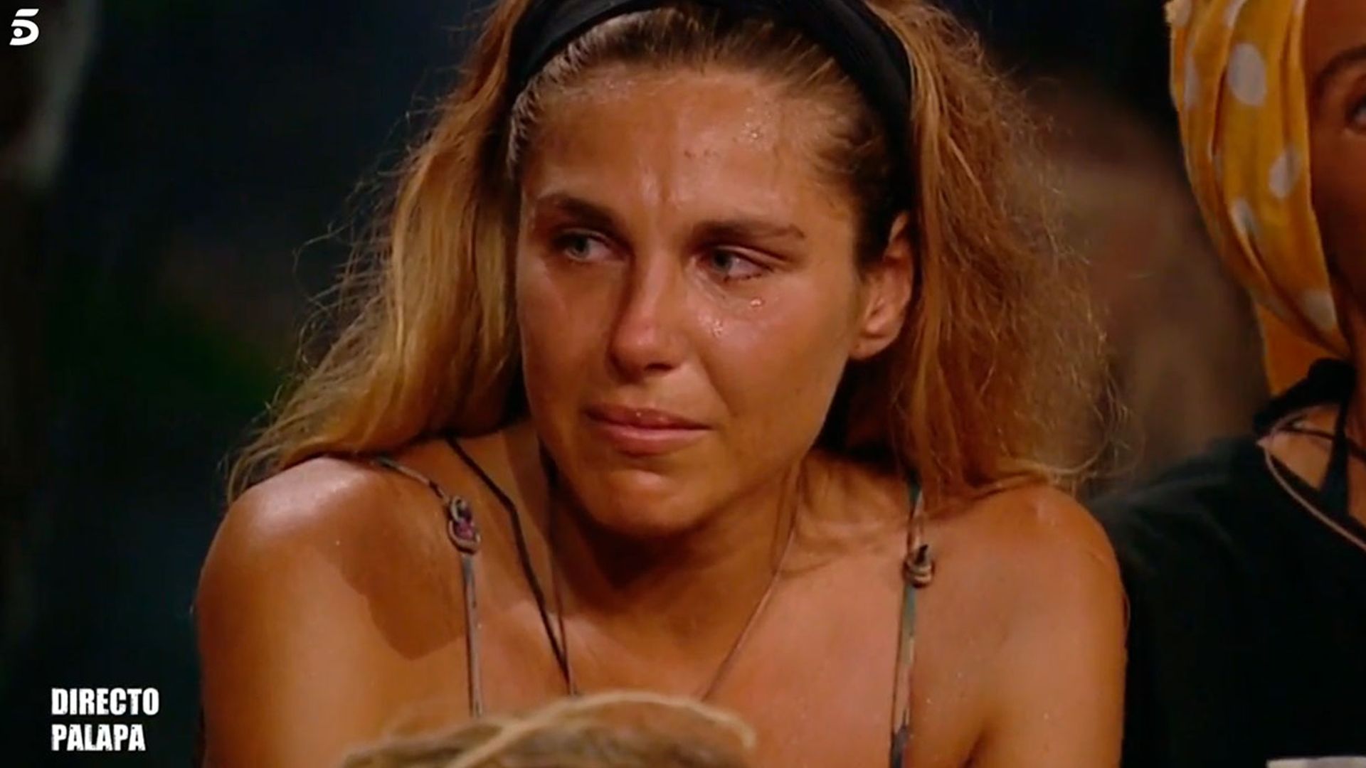 Hugo insiste en su decisión de no volver con Ivana y ella se derrumba