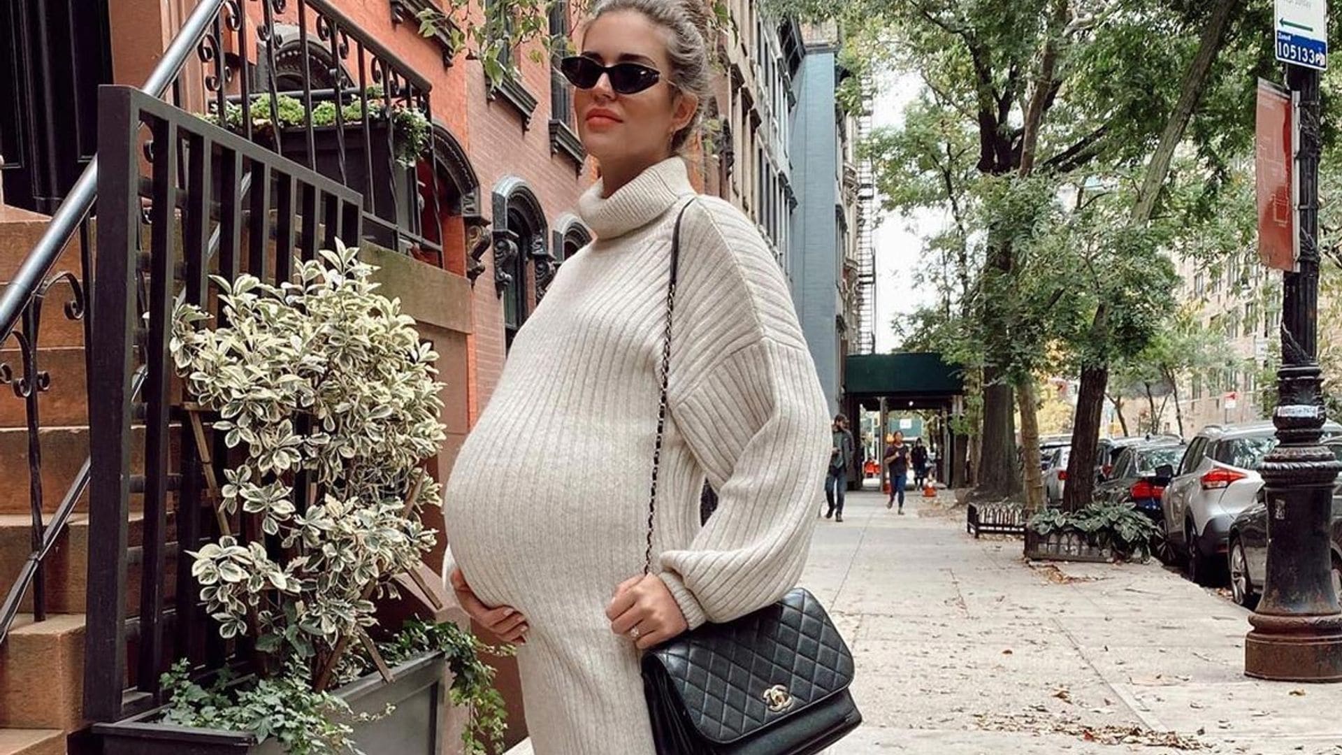 Clara Alonso se suma al duelo de estilo premamá de Paula Echevarría e Isabel Jiménez