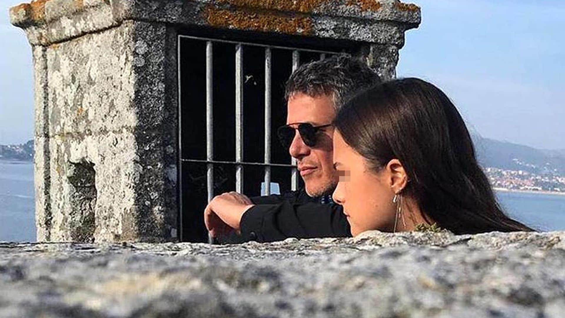 Alejandro Sanz, acompañado de su hija Manuela en la última parada de su gira