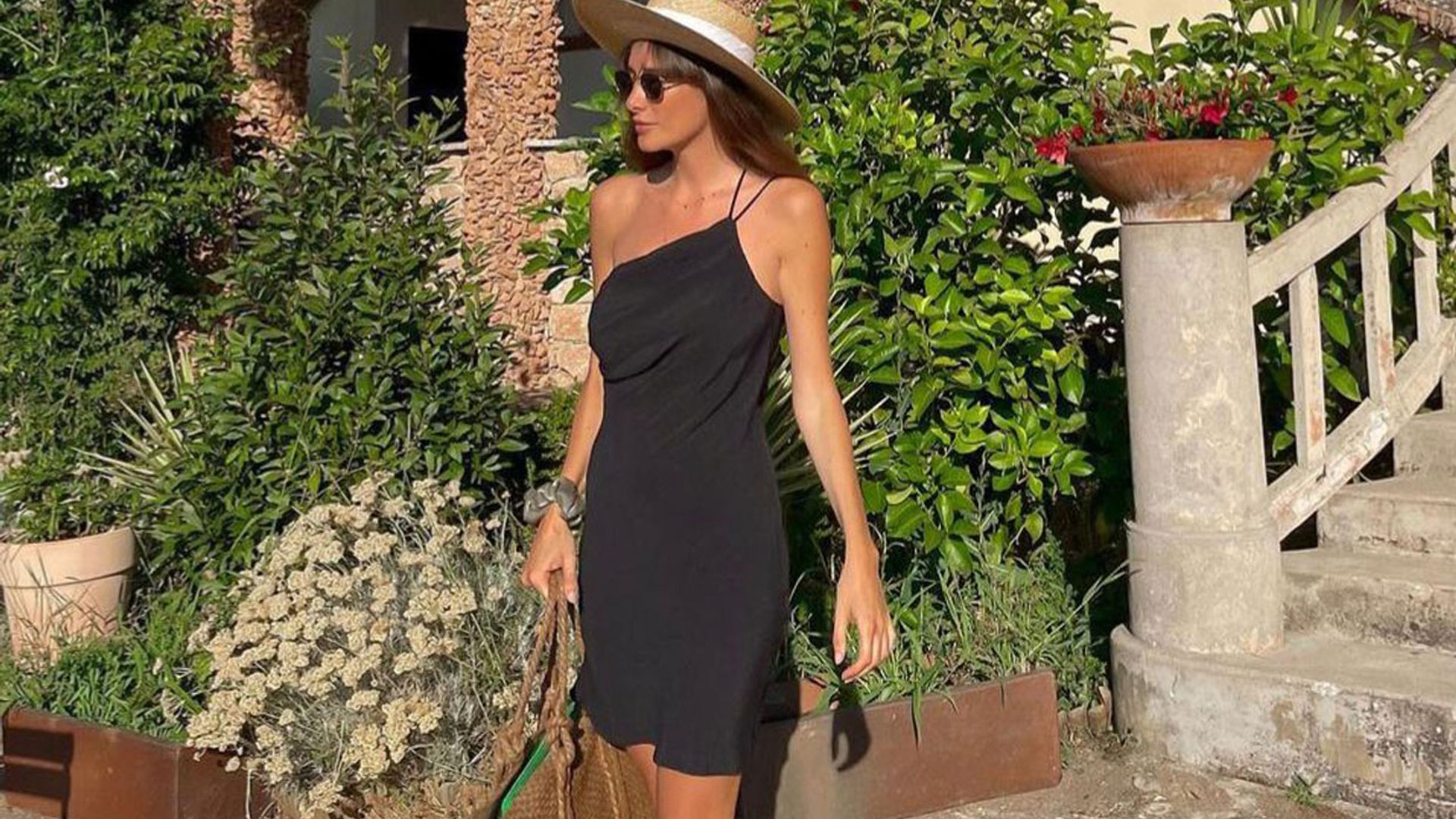 Transforma tus looks de día para ser la invitada perfecta