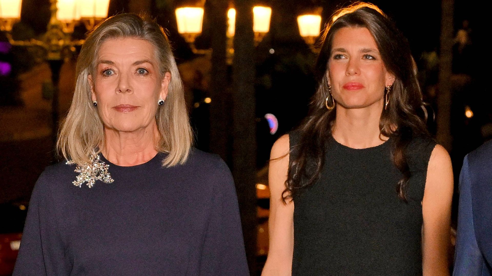 Carlota Casiraghi y Carolina de Mónaco, la magia de la sobriedad en un evento de madre e hijas