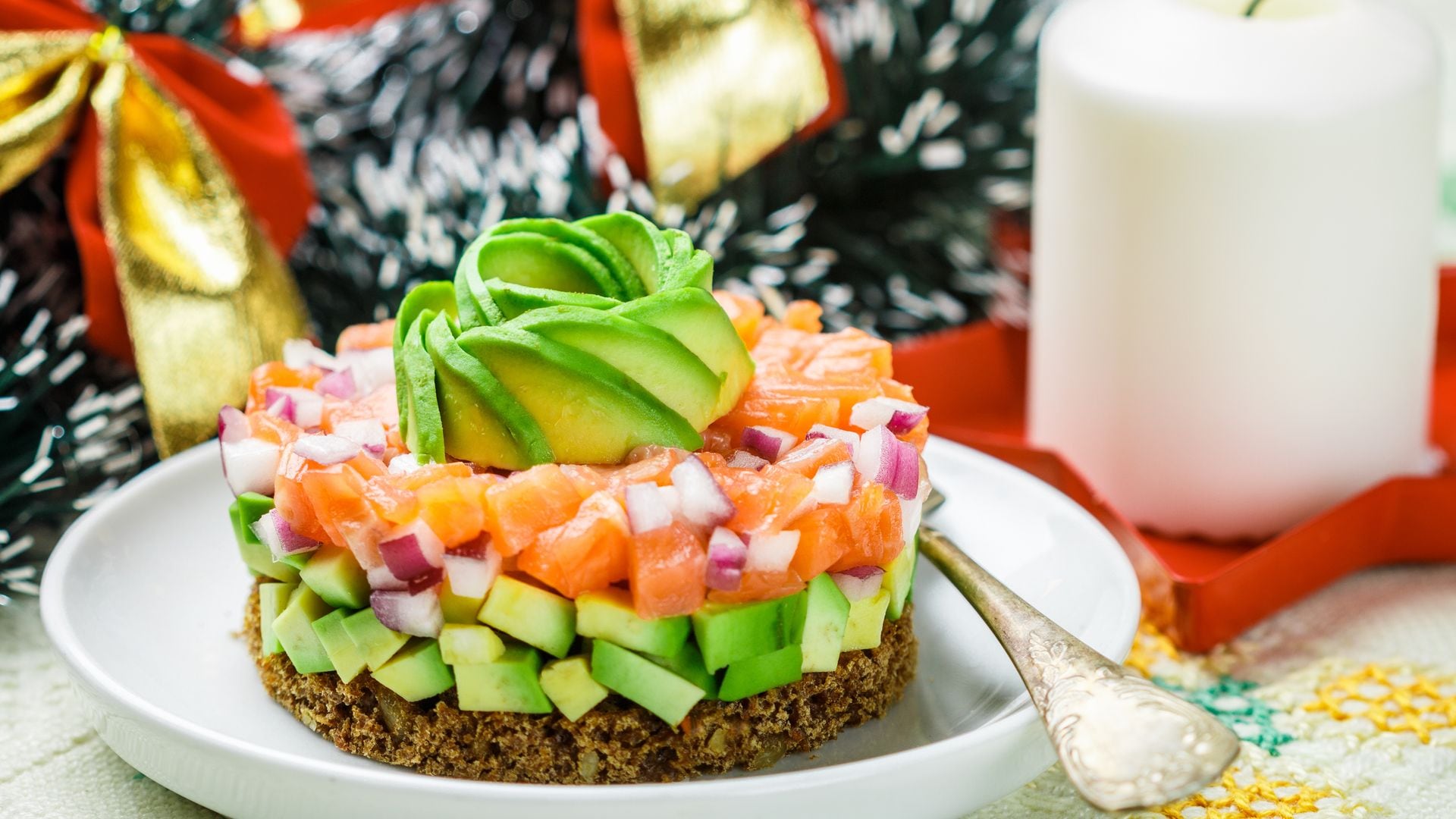 Tartar de salmón y aguacate