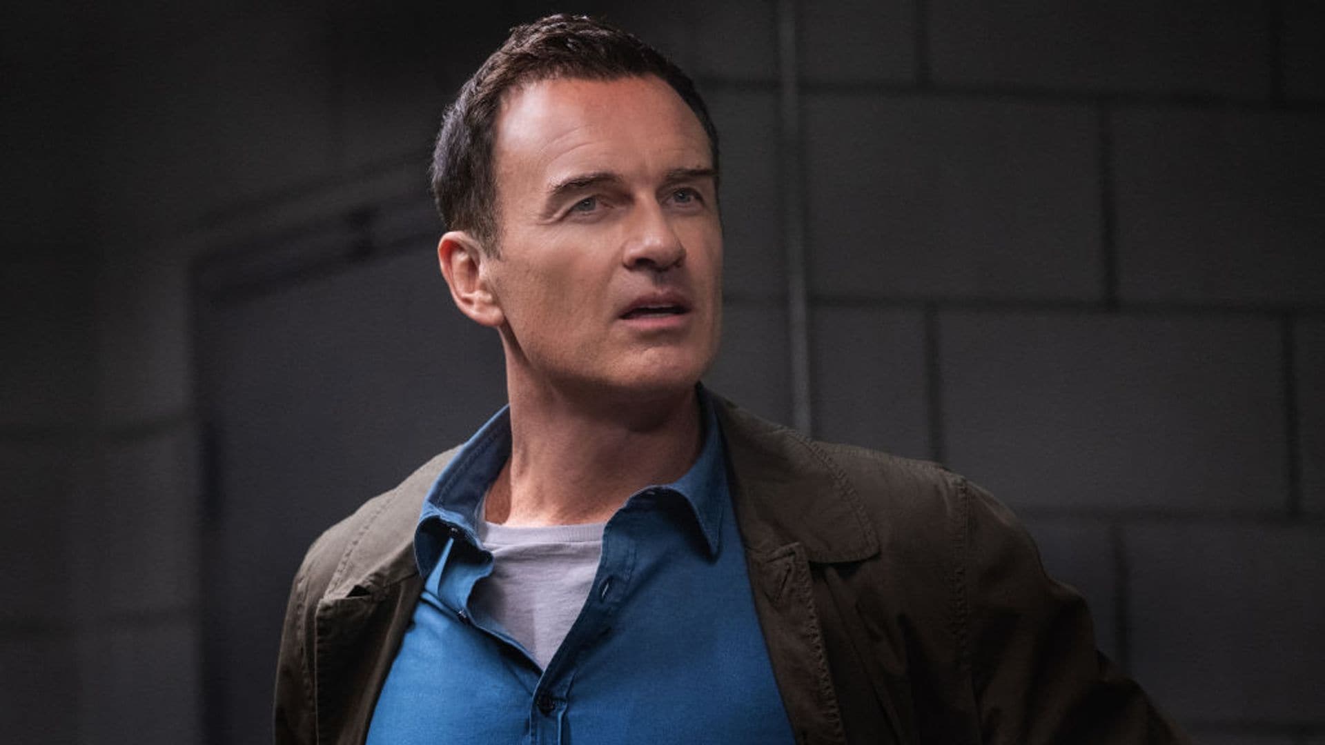 Se revelan las causas reales de la muerte de Julian McMahon, protagonista de 'Embrujadas', tras el informe forense