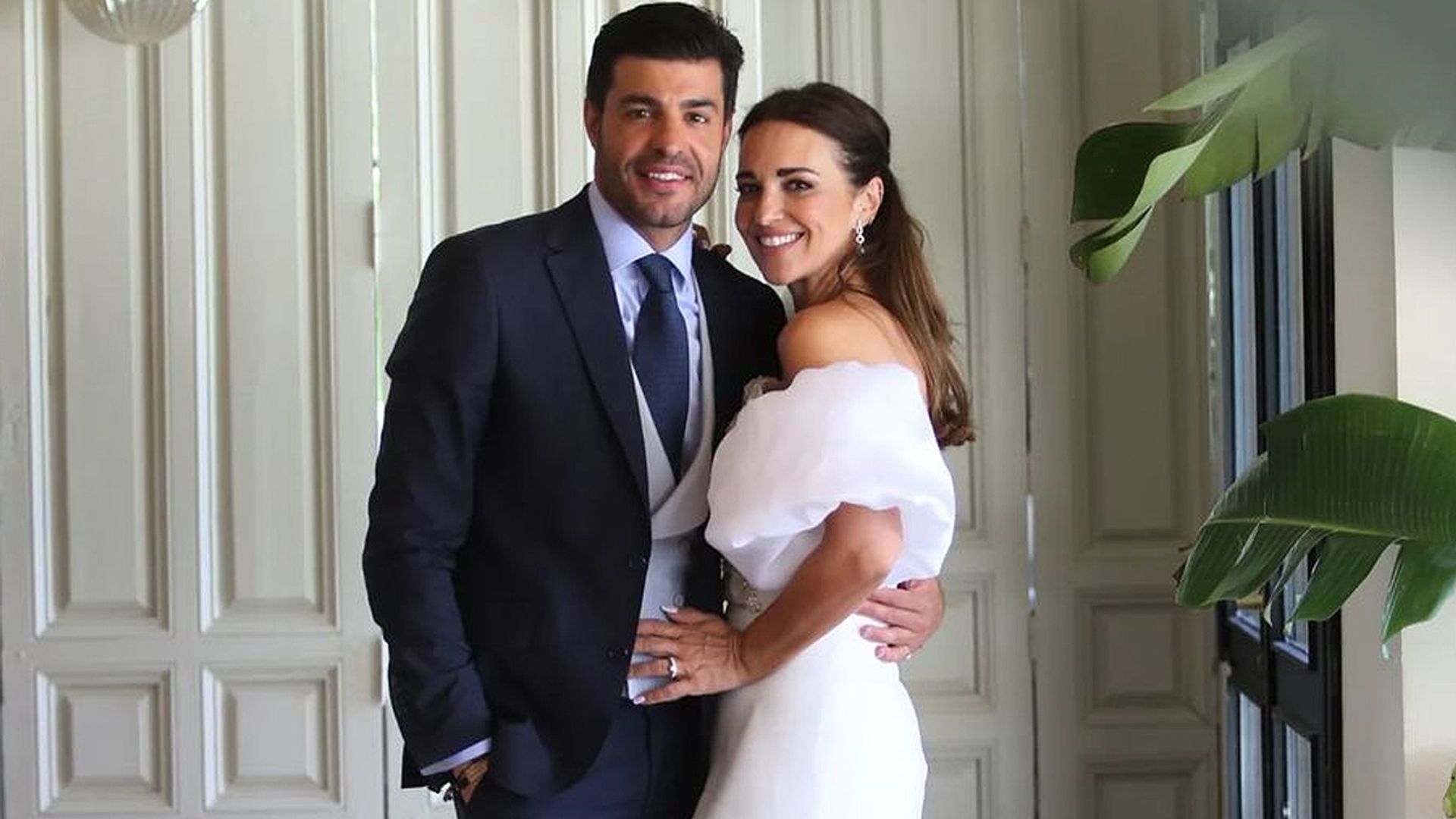 ¡Ya anda! La simpática aparición del hijo de Paula Echevarría en su último posado
