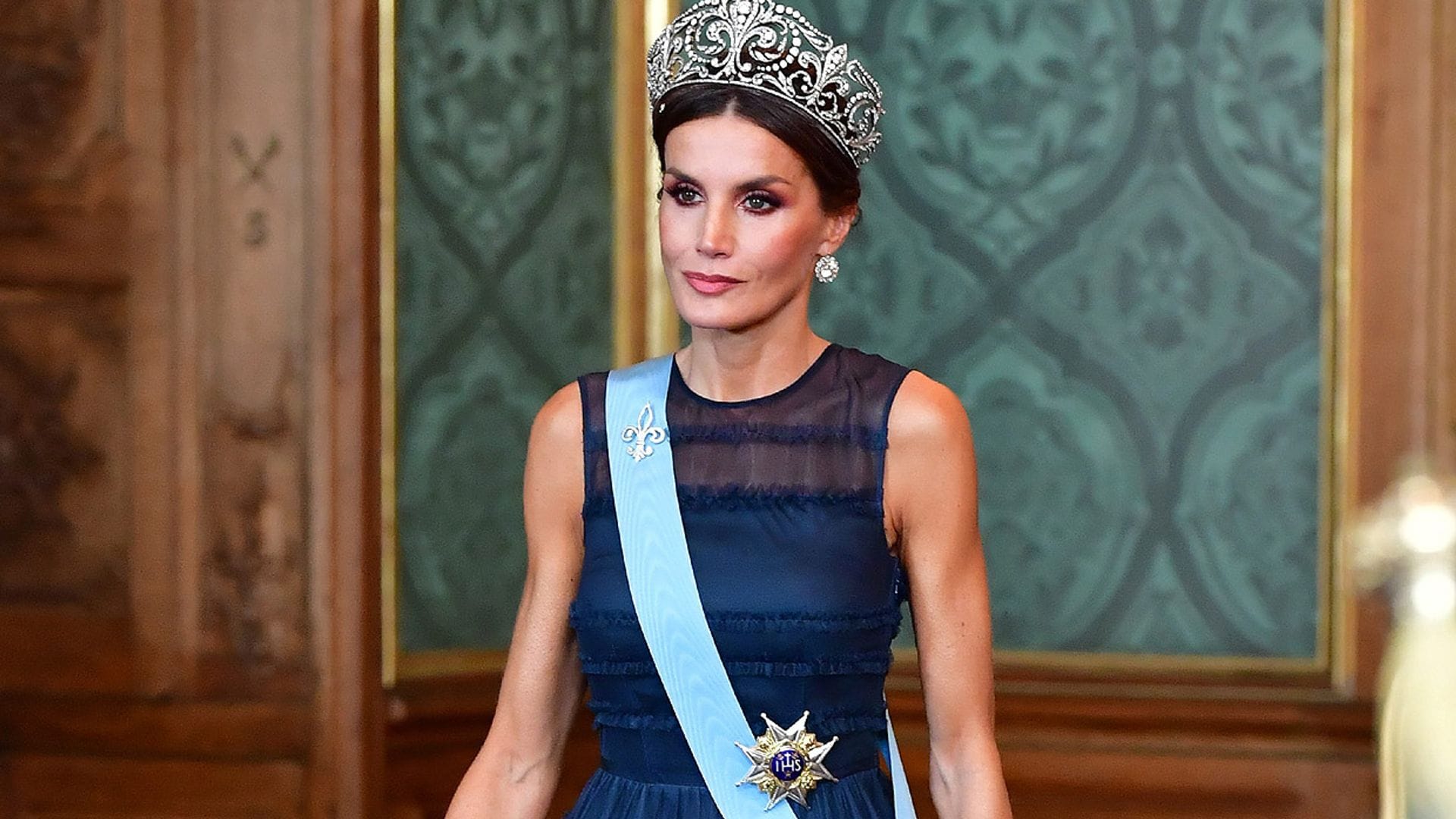 La reina Letizia recibe la prestigiosa Orden de los Serafines