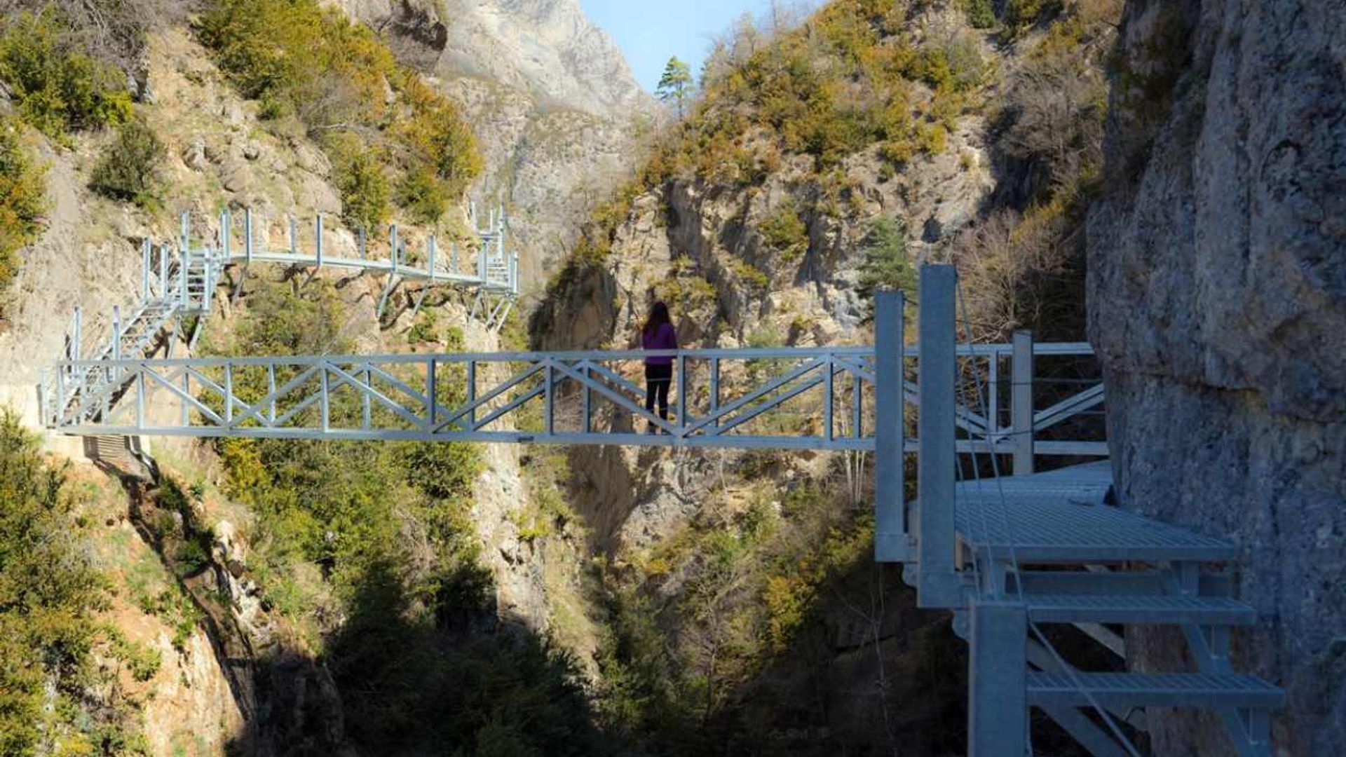 Pasarelas de Panticosa, la nueva emoción en el valle de Tena