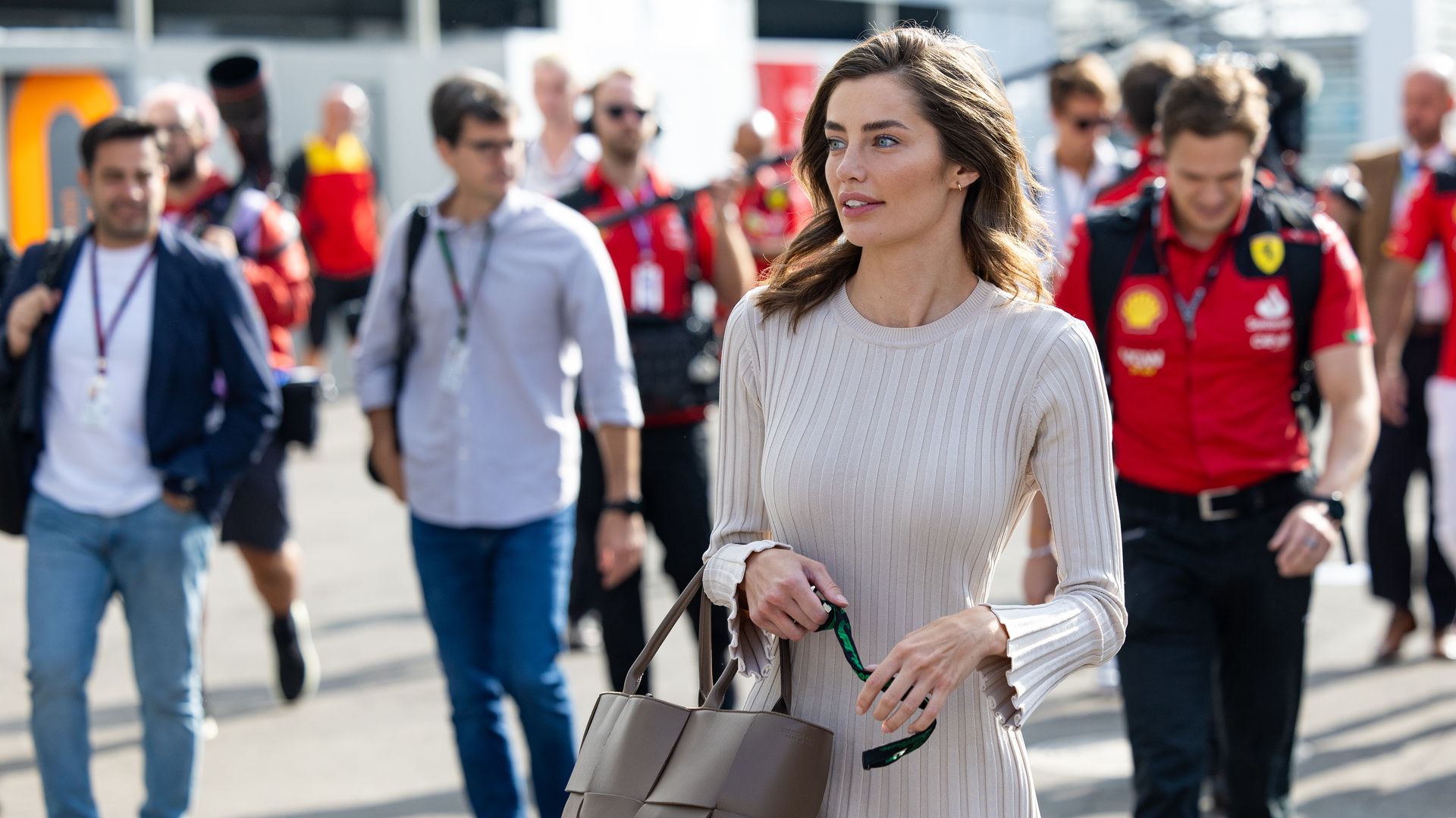La colección de bolsos de lujo de Rebecca Donaldson, la modelo escocesa con un armario exquisito
